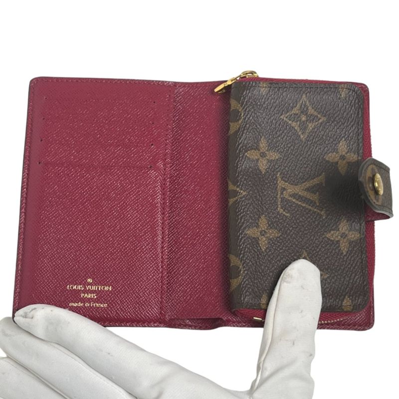 Louis Vuitton Monogram Portefeuille Juliette Foldable Wallet — view 8