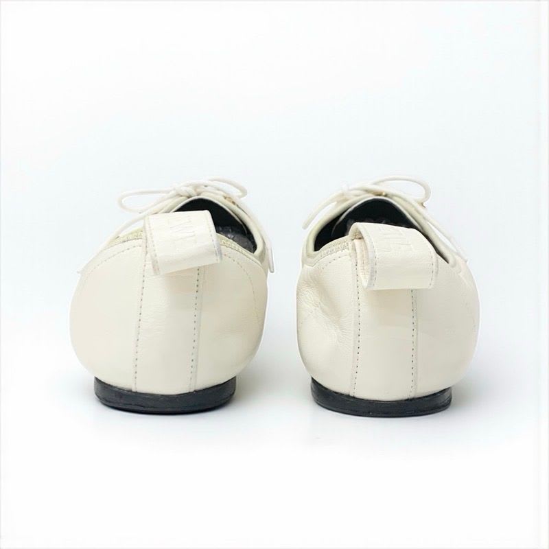 Loewe Flat Shoes Leather White Gold Anagram Soft Derby Lace Up — view 5