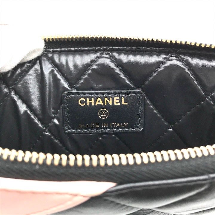 Chanel CC Logo Quilted Camellia Lambskin Clutch Black Pink Case — view 9