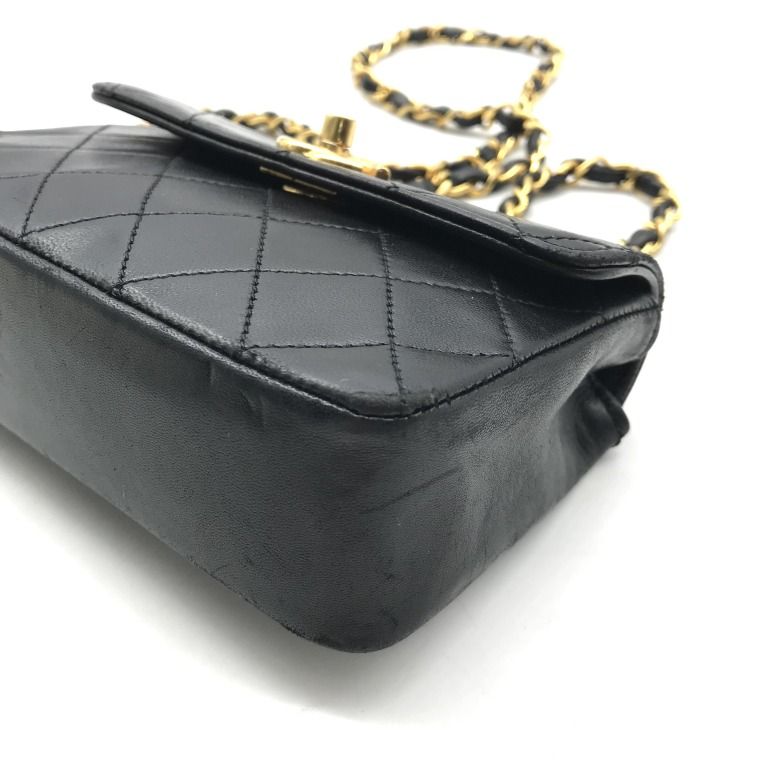Chanel CC Logo Mini Quilted Lambskin Turnlock Chain Shoulder Bag Black — view 4