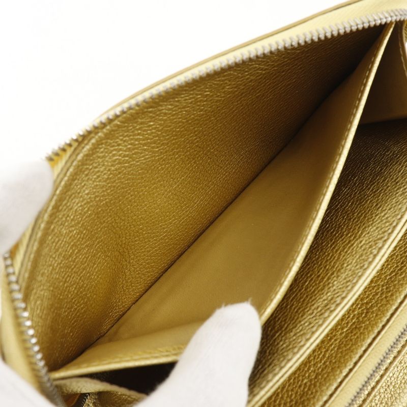 Louis Vuitton Zippy Lock Me Color Grain Calf Leather Gold Ub5109 — view 6