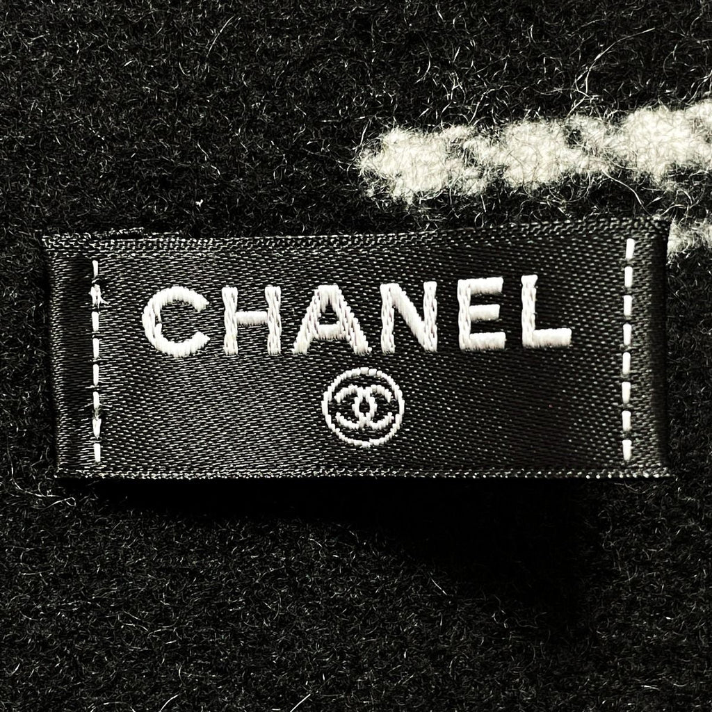 Chanel Stole Black Gingham Check Wool Cashmere — view 7