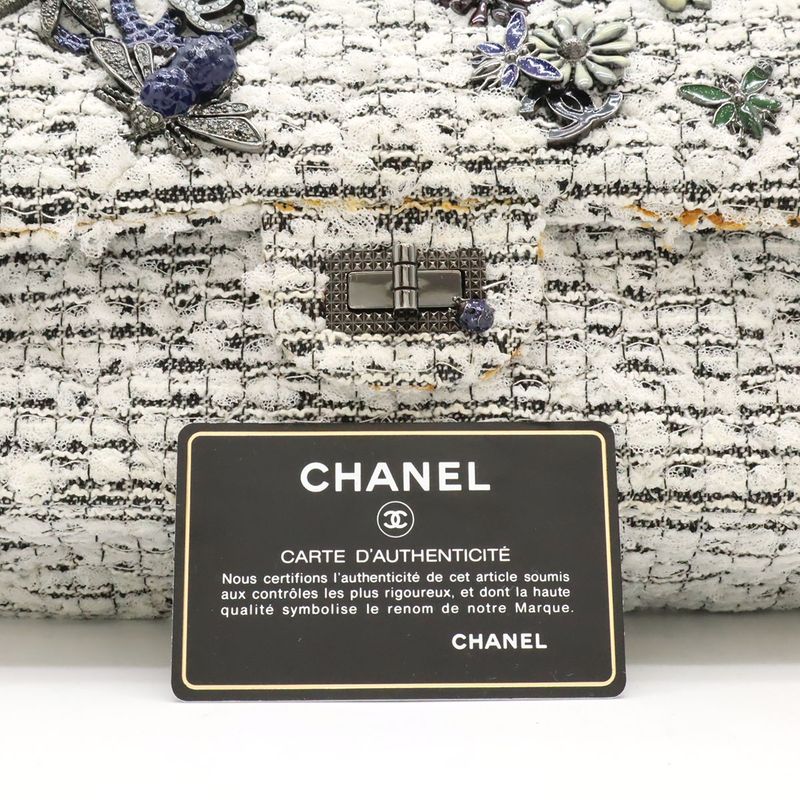 Chanel 255 Tweed Double Flap Chain Bag Shoulder Flower Motif Leather White Black — view 9