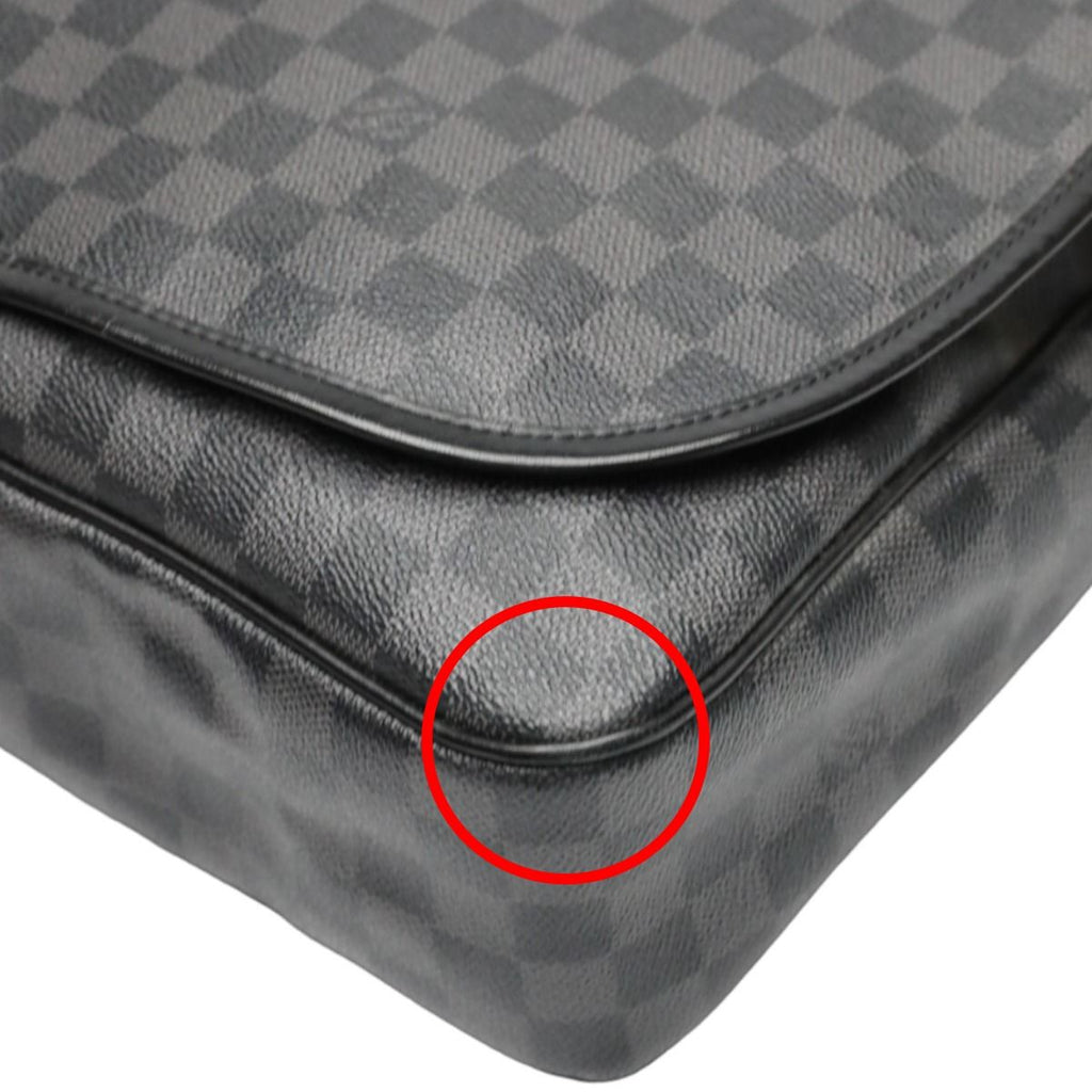 Louis Vuitton Damier Graphite Shoulder Bag Daniel GM — view 7