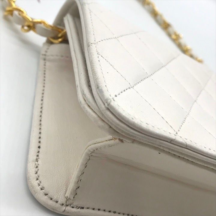 Chanel CC Logo Mini Quilted Lambskin Push Lock Chain Shoulder Bag White — view 5