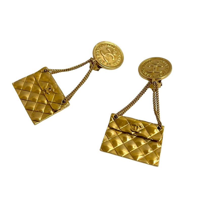 Chanel Quilted Bag Motif Earrings Accessories 93P — view 3