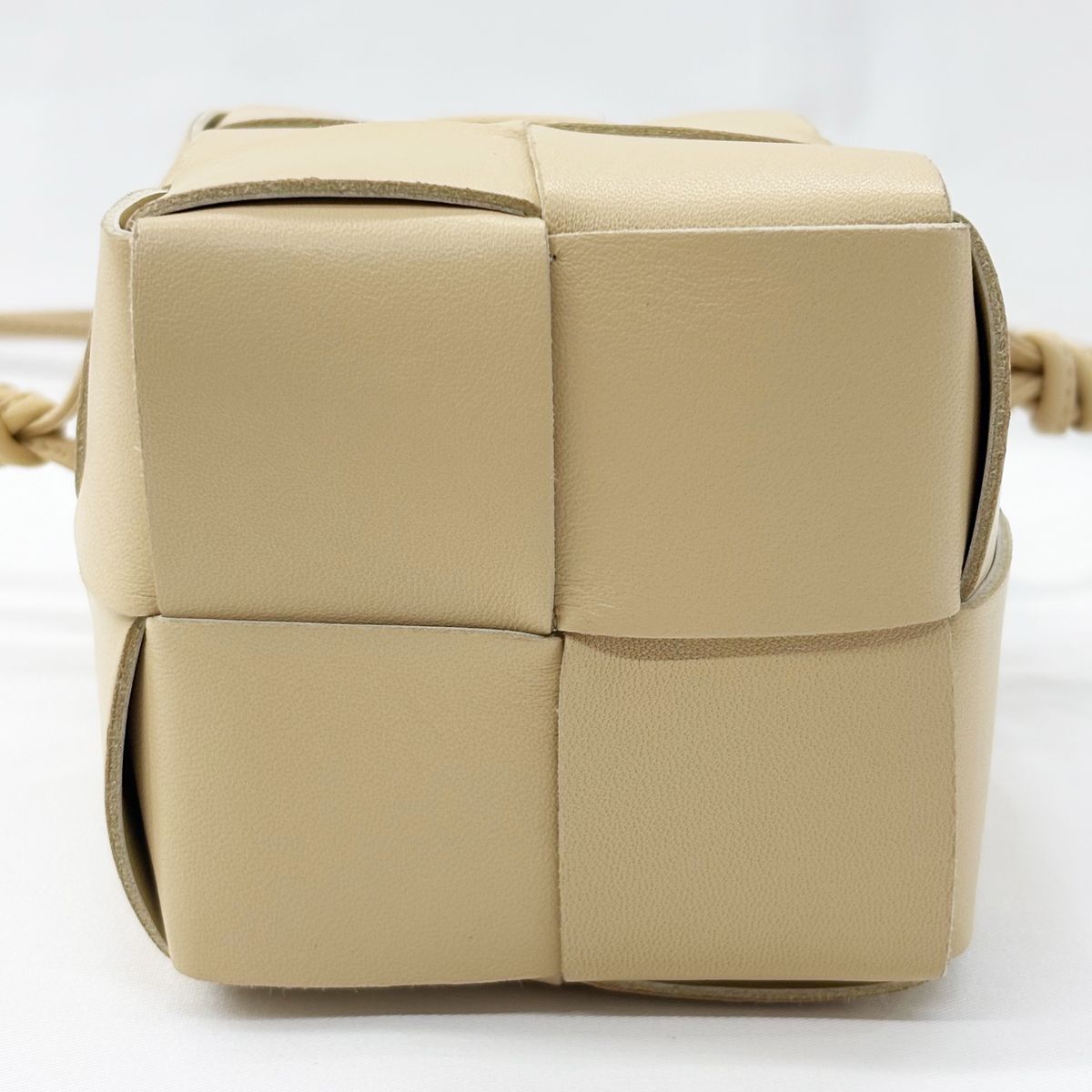 Bottega Veneta Shoulder Cassette Mini Crossbody Bucket Bag Ivory — view 7