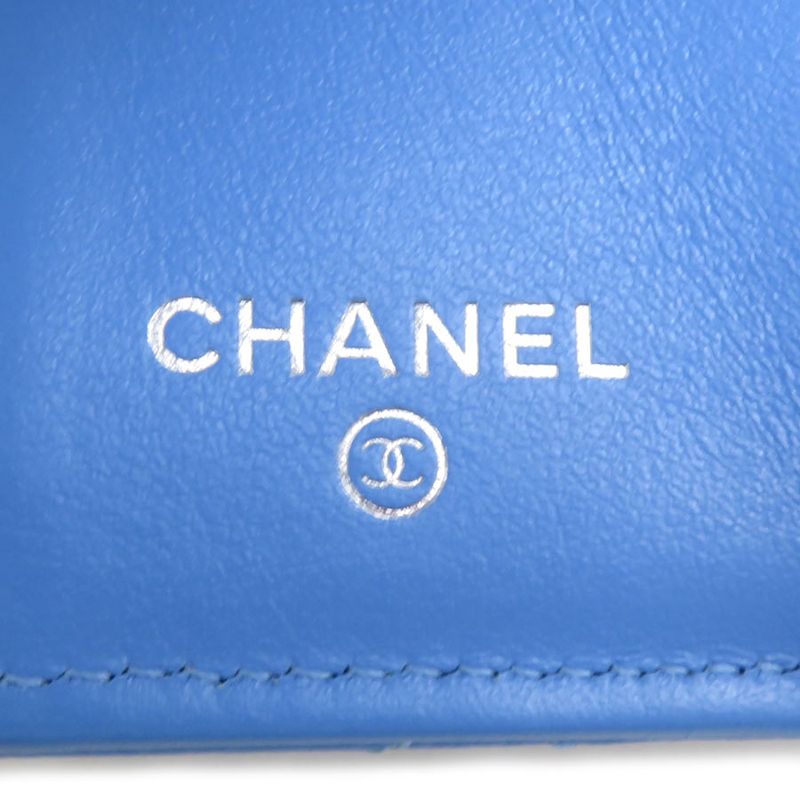 Chanel Trifold Caviar Wallet — view 7