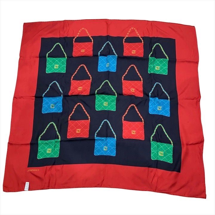 Chanel CC Logo Quilted Vintage Bag Pattern Large Scarf Silk 100% Red Black — view 6