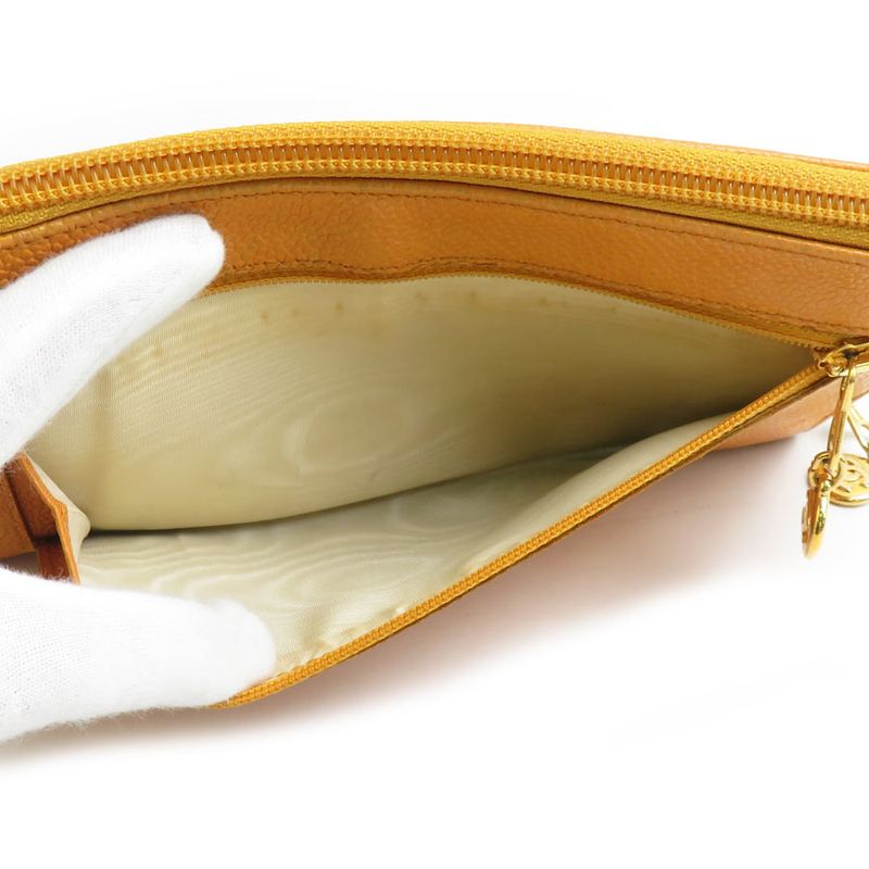 Chanel Round Zipper Long Wallet — view 5