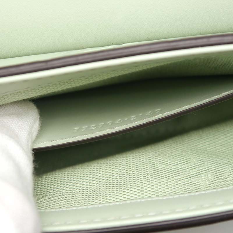Gucci GG Super Mini Shoulder Bag Green Crossbody — view 8