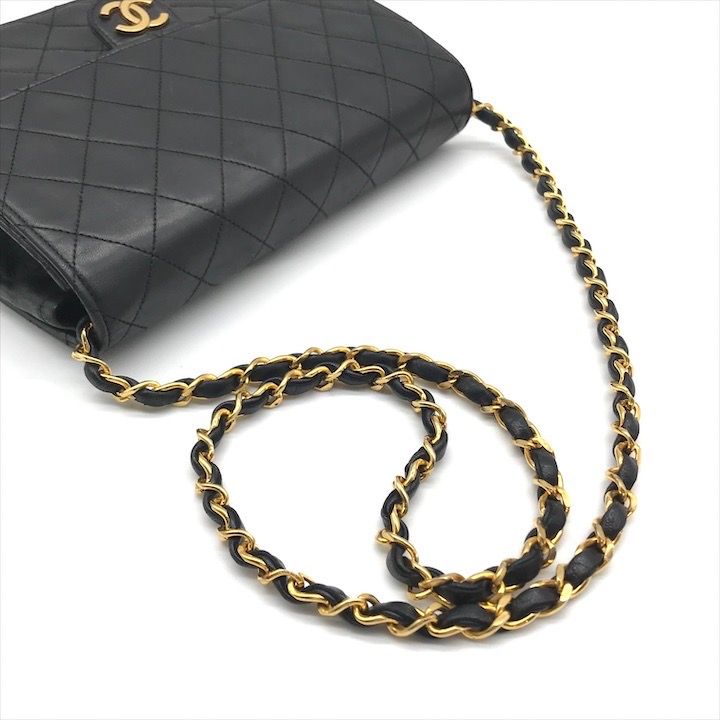 Chanel Quilted Lambskin CC Logo Push Lock Chain Shoulder Bag Black — view 6