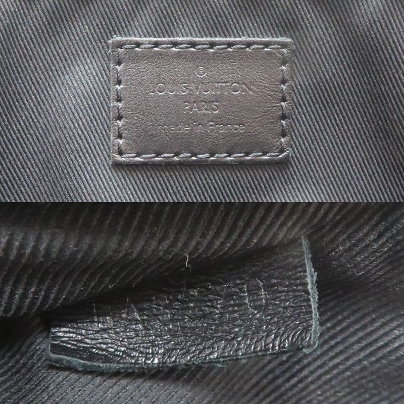Louis Vuitton Waist Bag — view 9