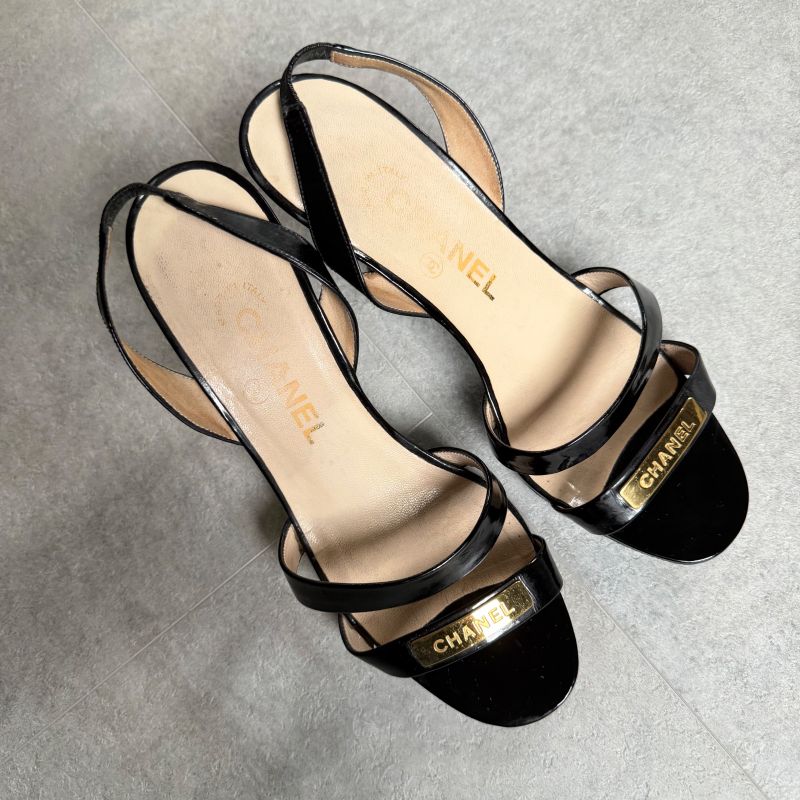 Chanel Logo Sandals Patent Leather Black Gold 37 — view 2