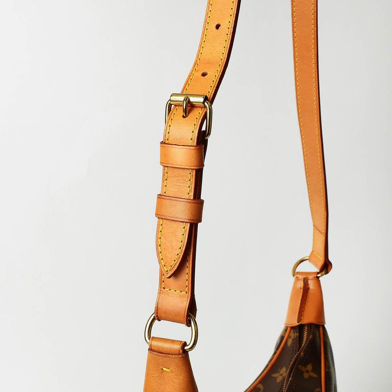 Louis Vuitton Handbag Boulogne Brown — view 9