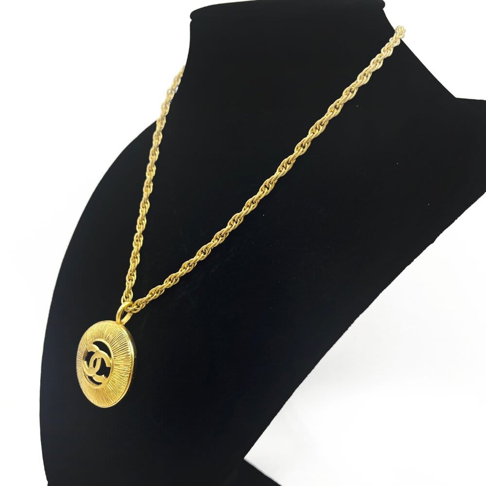 Chanel CC Vintage 24K Gold Necklace Chain Paris Medallion Pendant — view 7
