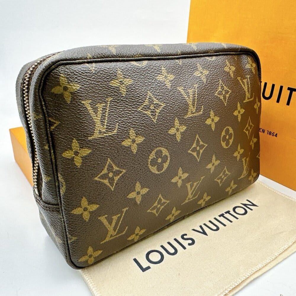 Louis Vuitton Monogram Trousse Toilette 23 Cosmetic Pouch Vanity Case — view 4