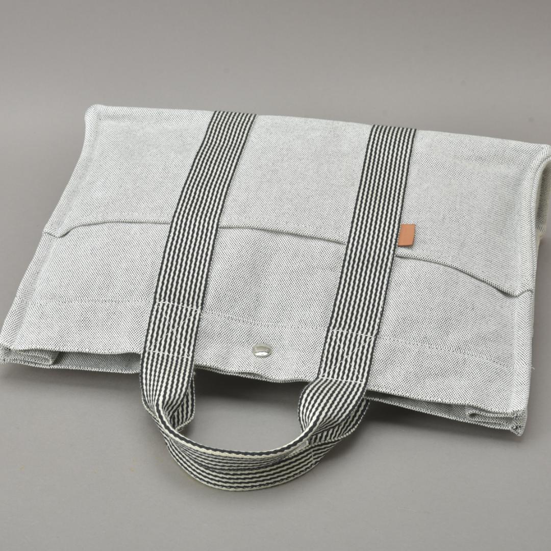 Hermes New Fourre Tout MM Tote Bag Canvas Gray Black — view 4