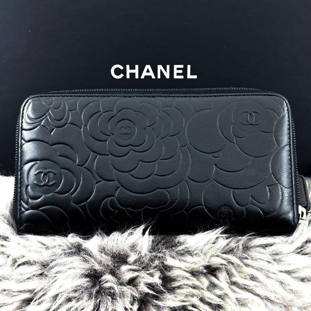 Chanel Wallet Camellia Embossed Zip Around — view 4