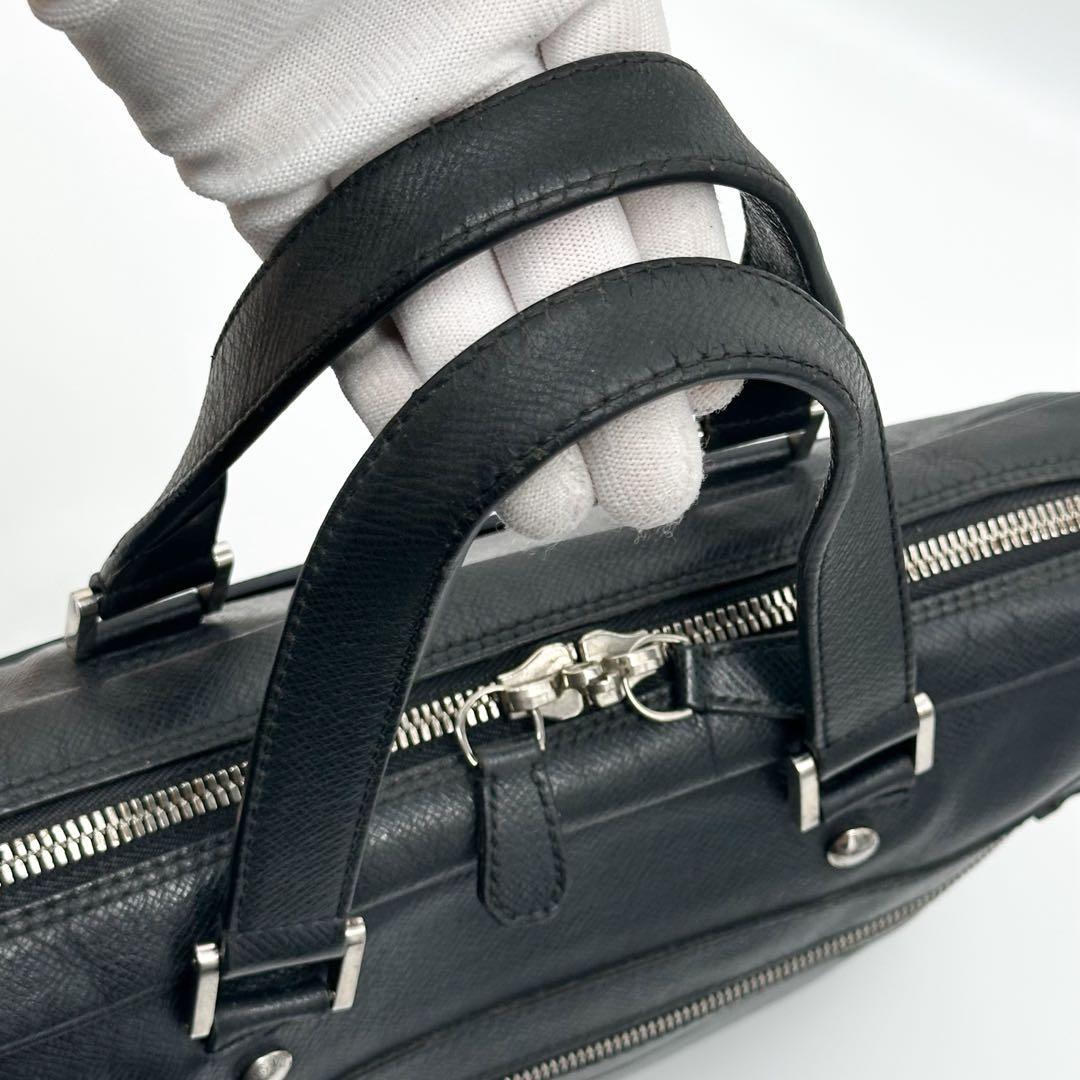 Louis Vuitton Igor Taiga Briefcase Business Leather — view 8