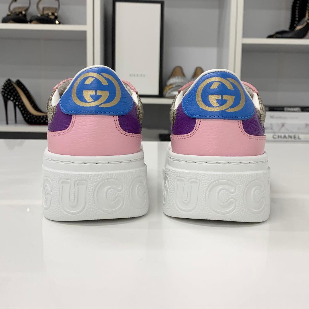 Gucci GG Supreme Leather Interlocking Logo Sneakers — view 6