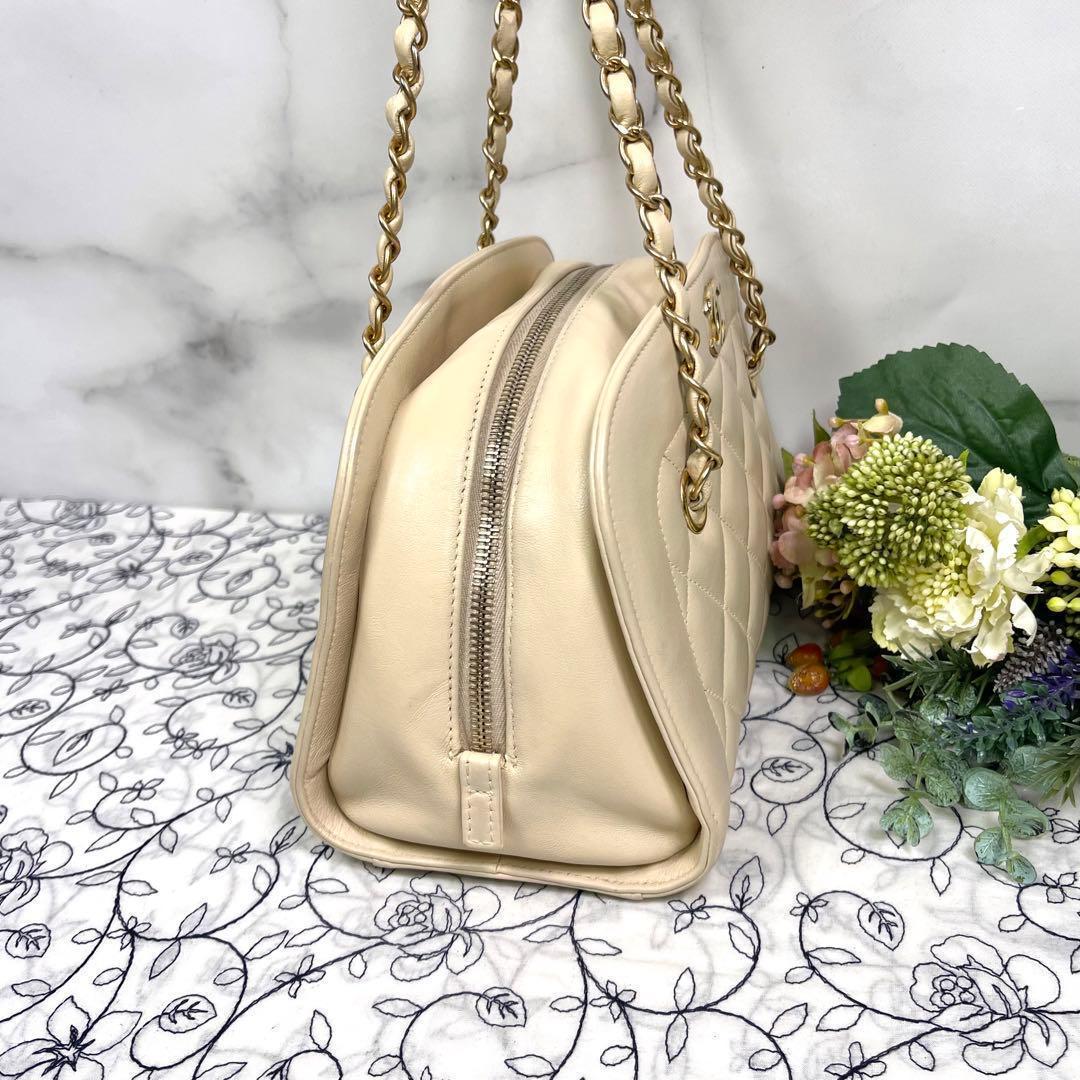 Chanel Quilted Chain Shoulder Bag — view 6
