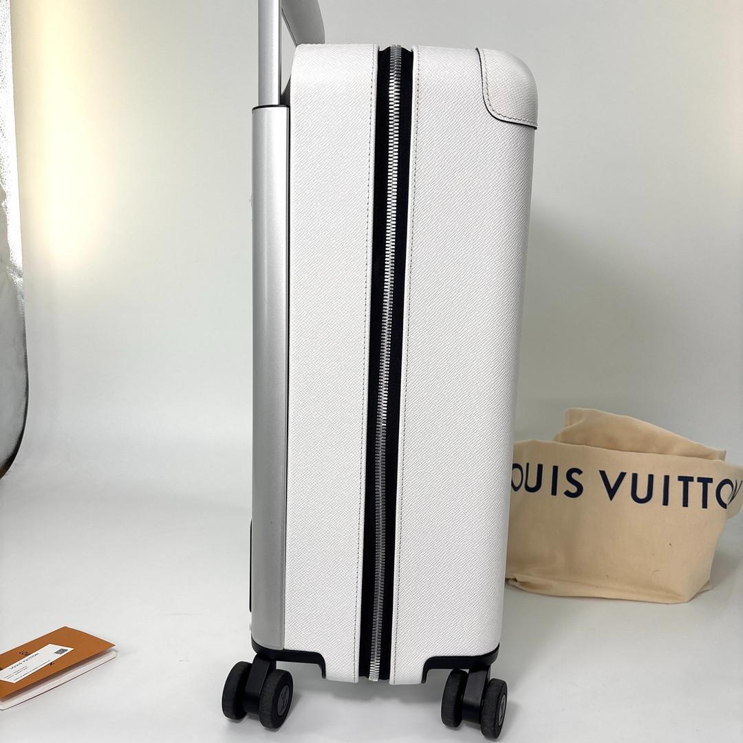 Louis Vuitton Taigarama Horizon 55 Carry Case List Price Travel — view 4