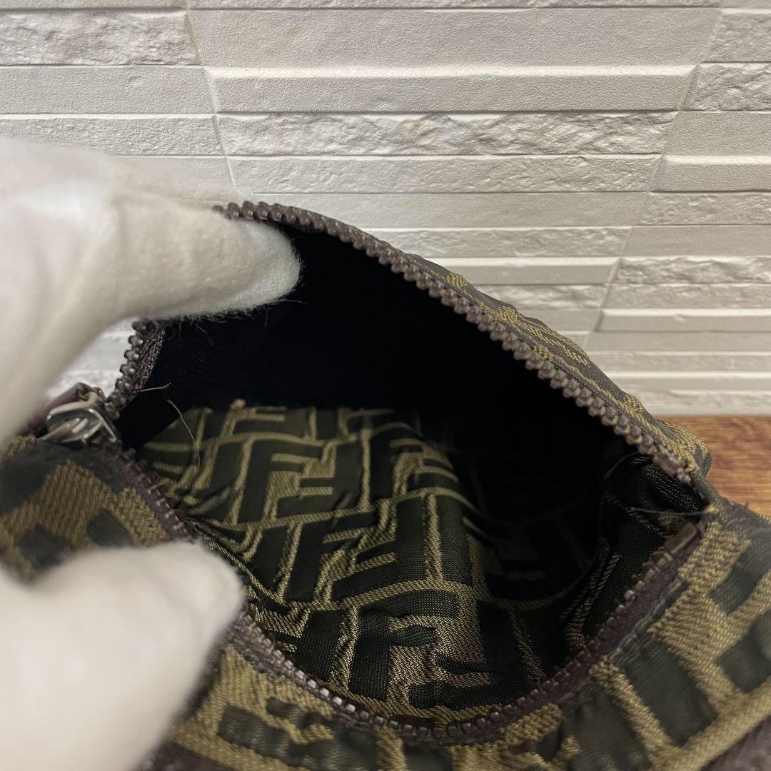 Fendi FF Zucca Pattern Canvas Shoulder Bag Pochette Brown — view 8