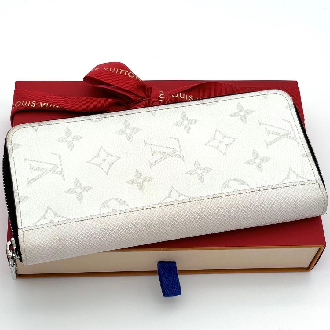 Louis Vuitton White Taigarama Zippy Vertical Wallet