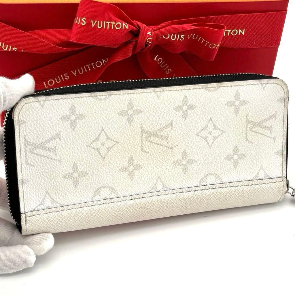 Louis Vuitton White Taigarama Zippy Vertical Wallet — view 2