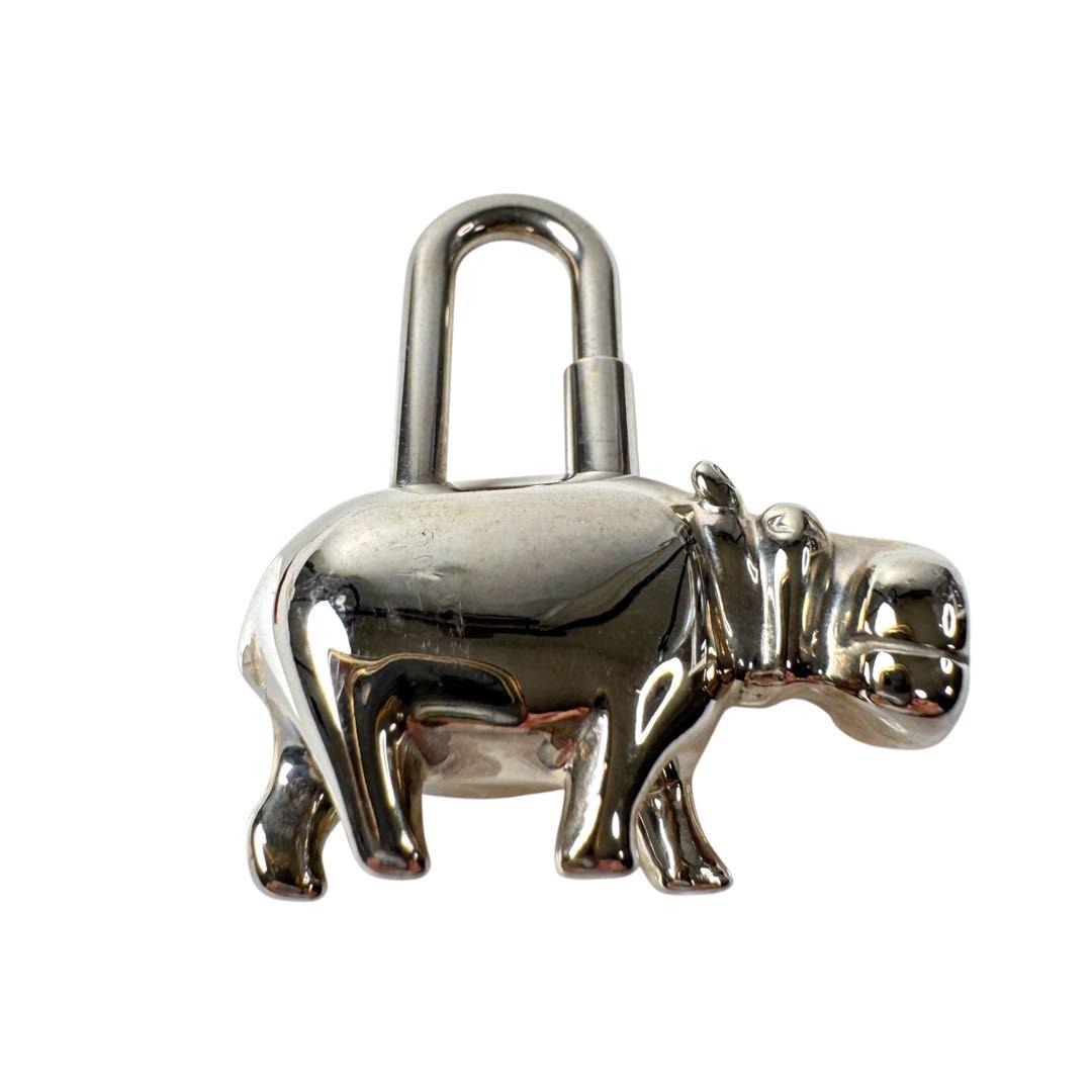 Hermes Cabas 2005 Limited Hippopotamus Key Holder Charm — view 3