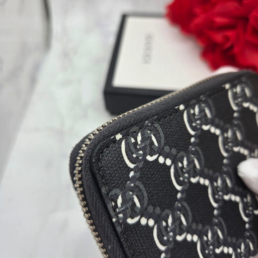 Gucci Coin Purse Wallet GG Shadow — view 5
