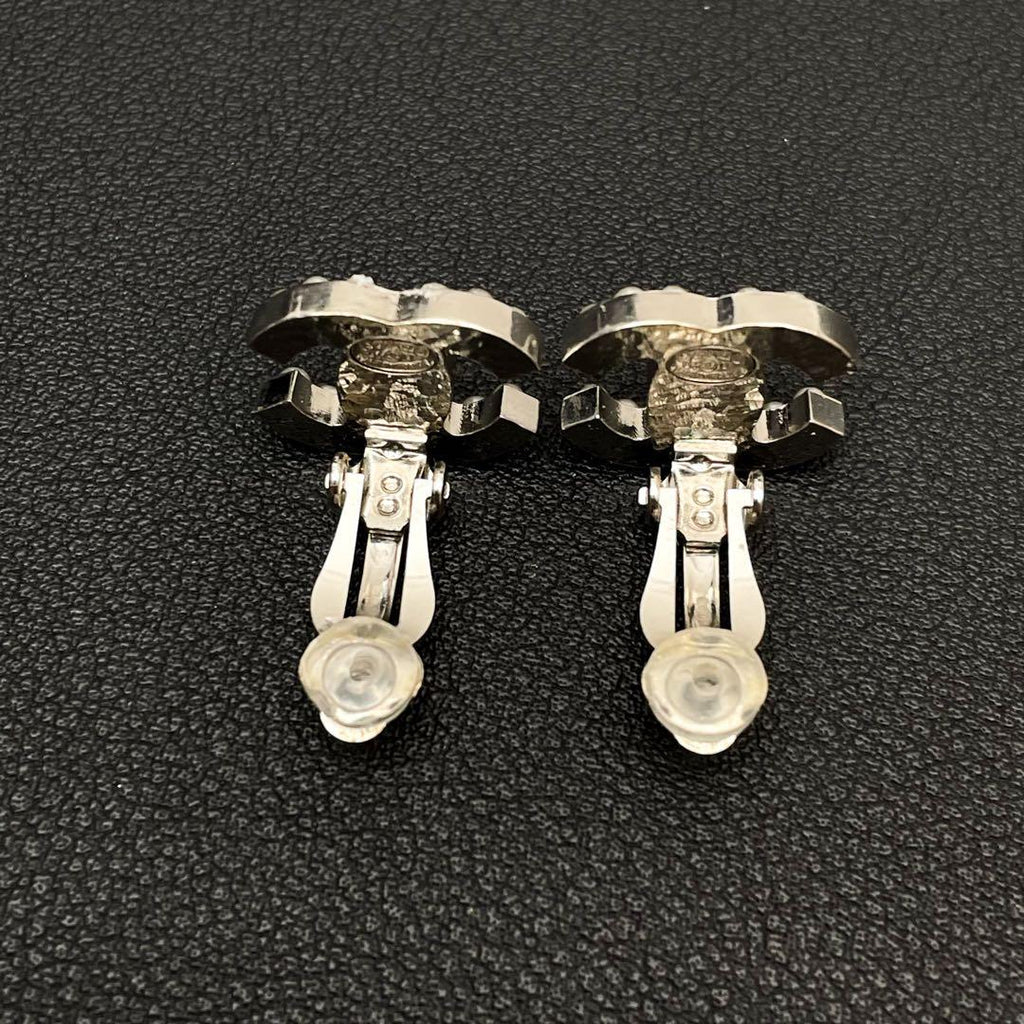 Chanel CC Logo Earrings Faux Pearl Silver Coco — view 6