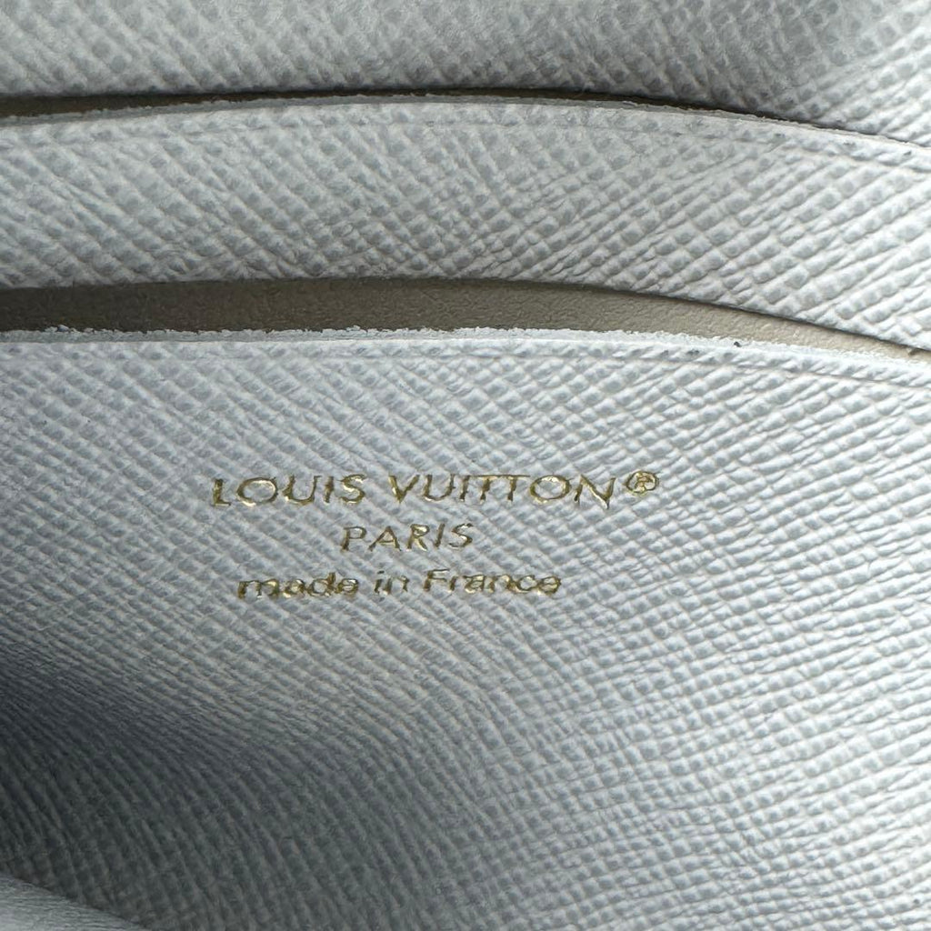 Louis Vuitton Monogram Portefeuille Noah Compact Wallet — view 8