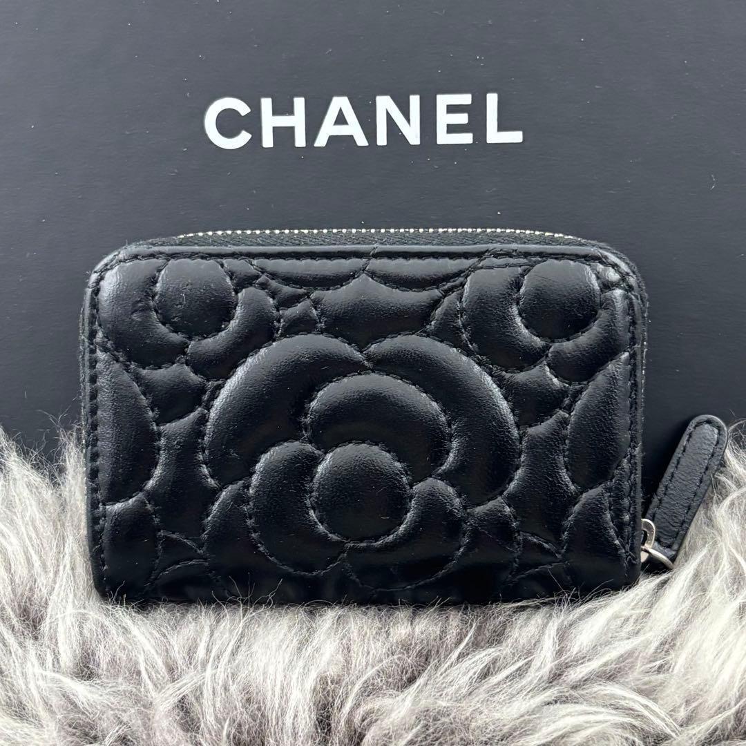 Chanel Wallet New Camellia Stitch Coin Purse — view 4