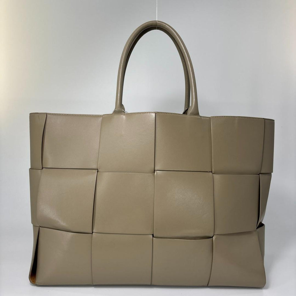Bottega Veneta Super Arco Intrecciato Tote Gray Ju