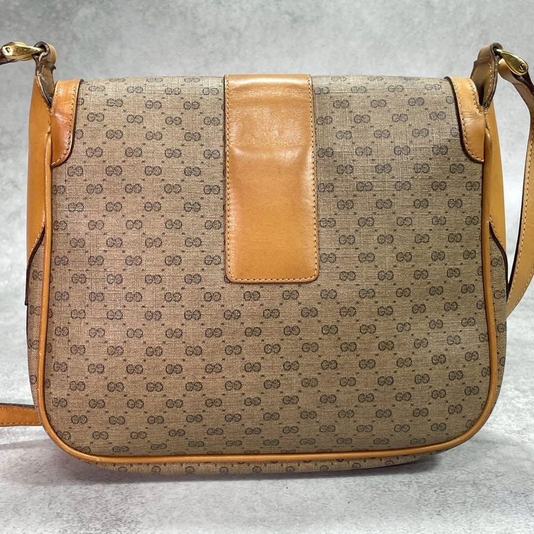 Gucci GG Shoulder Bag Brown Beige Logo Leather — view 3
