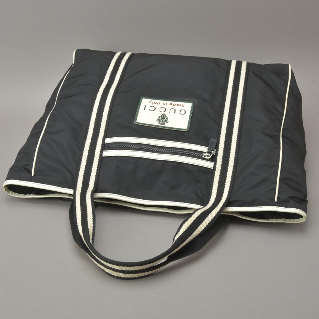 Gucci Crest Tote Bag Nylon Black White — view 4