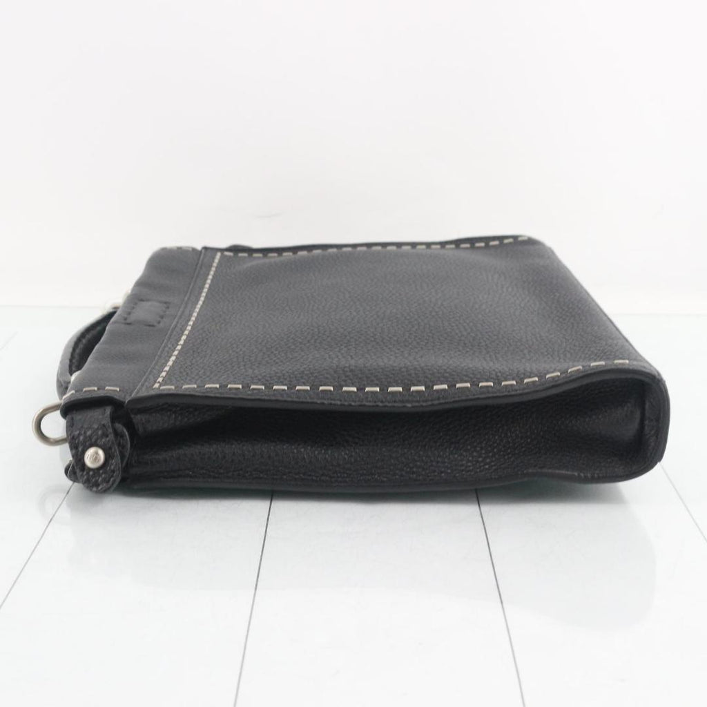 Fendi Selleria Peekaboo Business Bag Handbag Leather Black — view 4