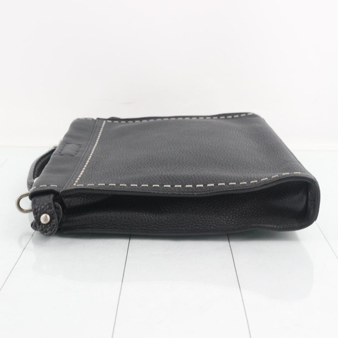 Fendi Selleria Peekaboo Business Bag Handbag Leather Black — view 4