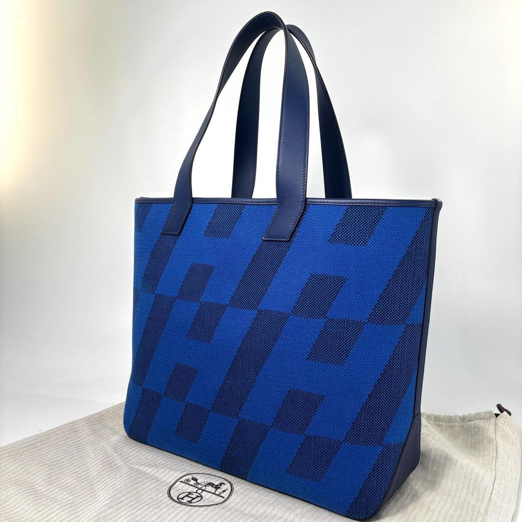 Hermes H Ambie GM Tote Bag — view 2