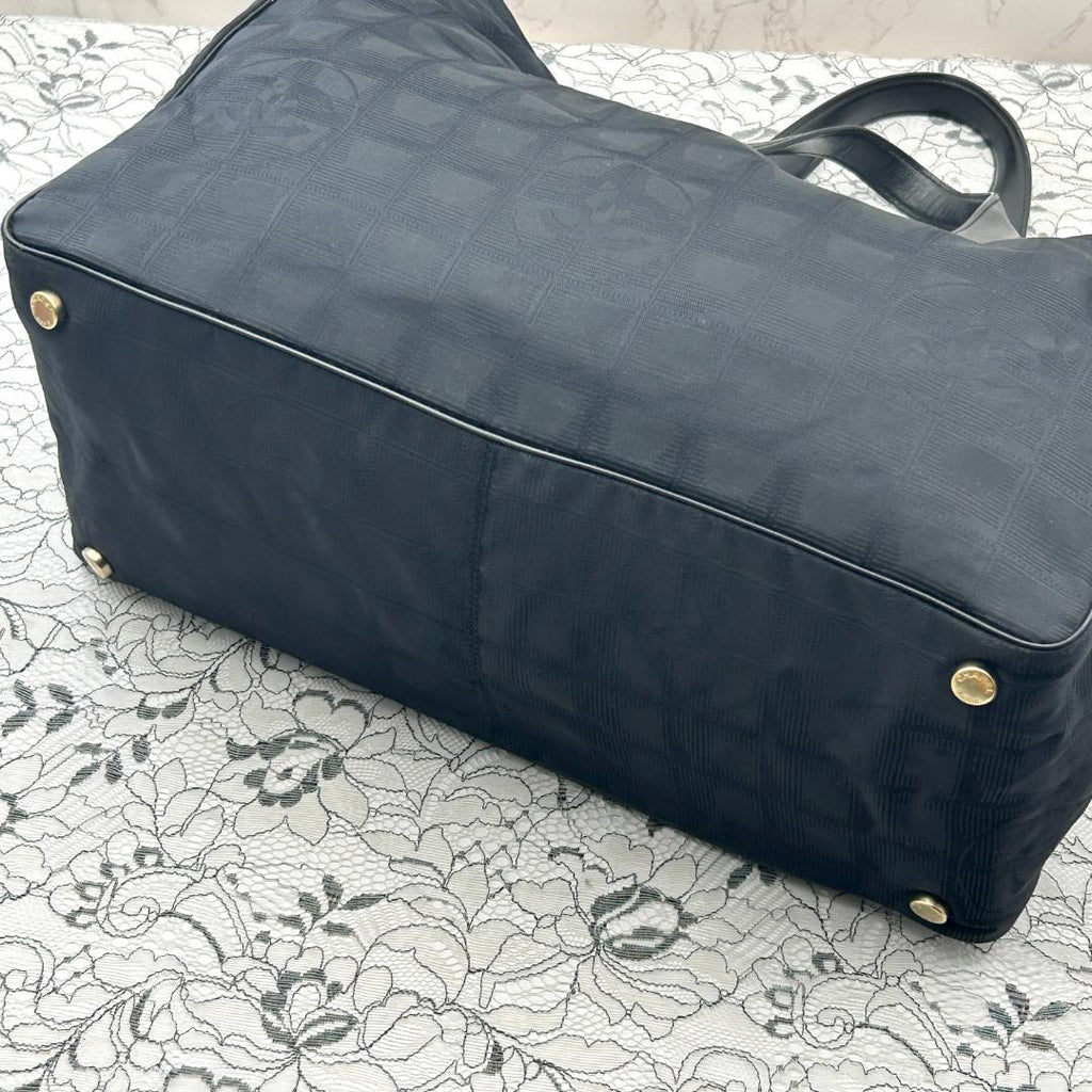 Chanel New Travel Line Tote Bag MM — view 5