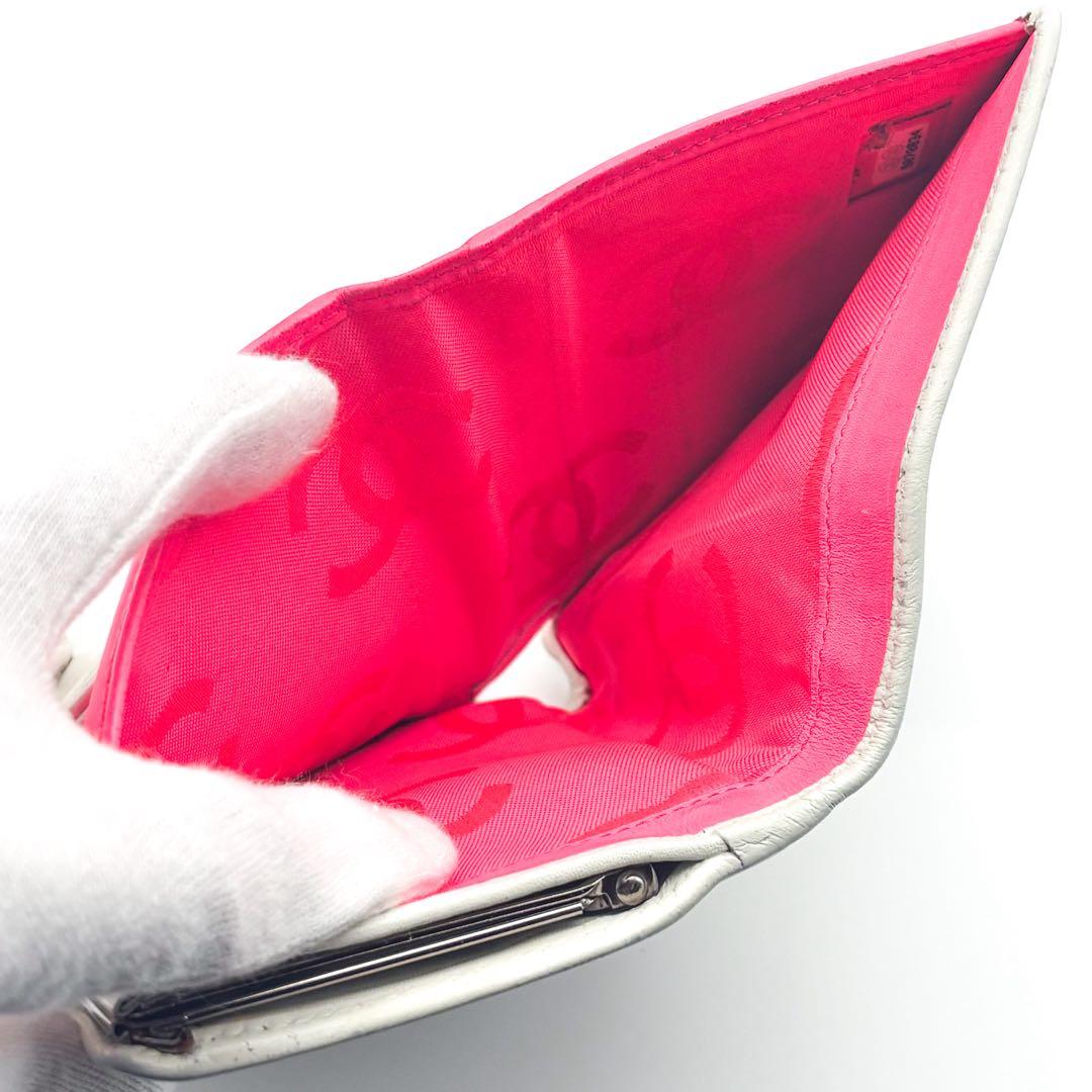 Chanel Wallet Cambon Line Bifold Kiss Lock WH — view 4