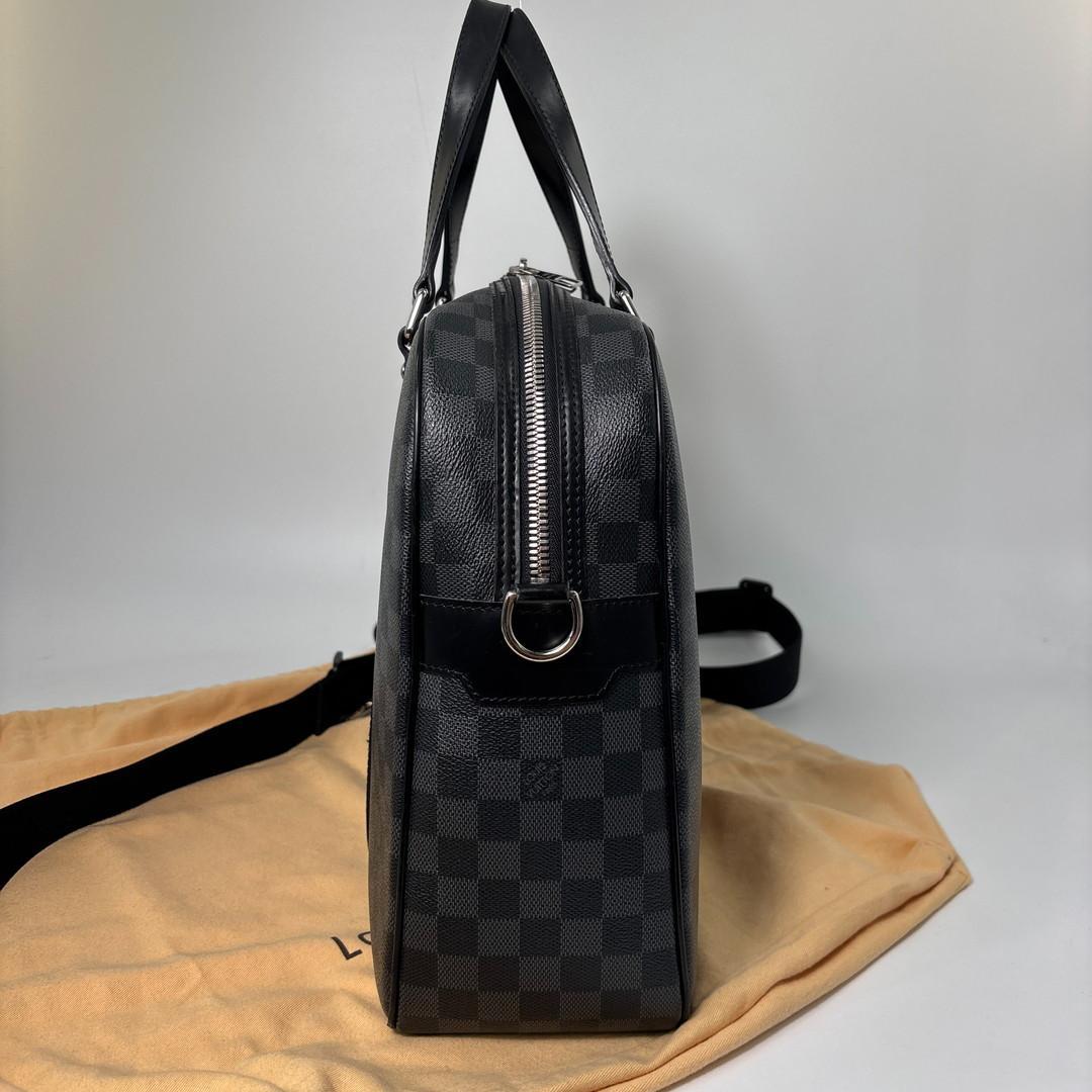 Louis Vuitton Damier Graphite Yawn Business Bag Black — view 4