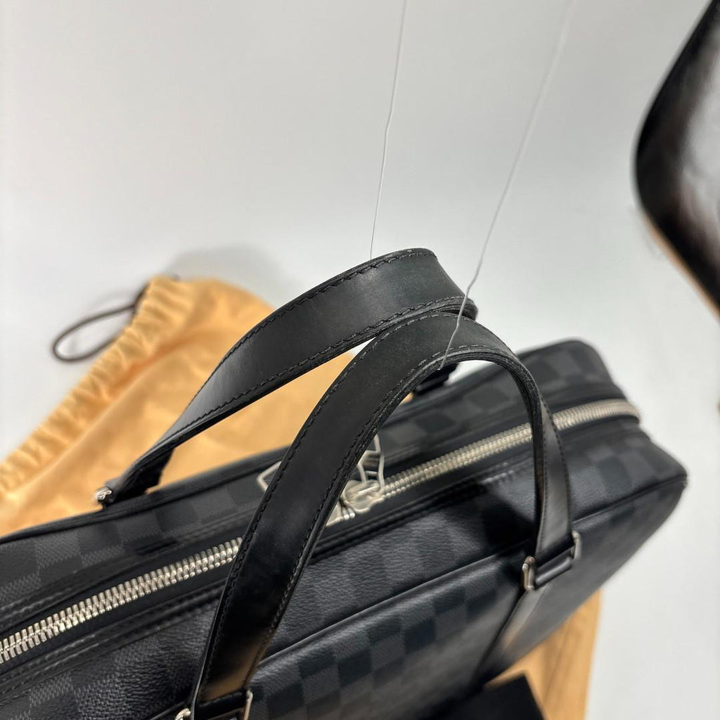 Louis Vuitton Damier Graphite Yawn Business Bag Black — view 6