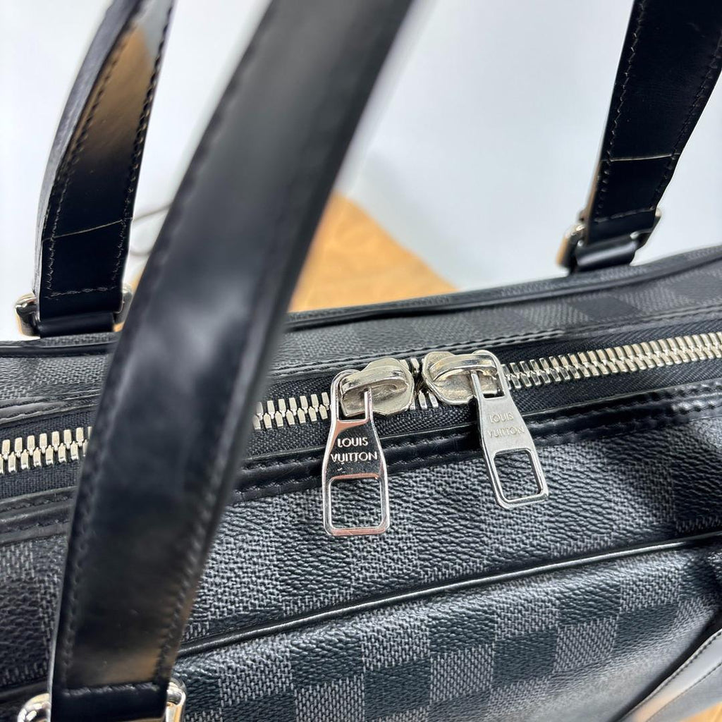 Louis Vuitton Damier Graphite Yawn Business Bag Black — view 7