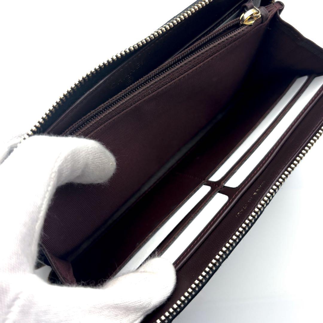 Chanel Wallet Quilted Zip Around — view 7