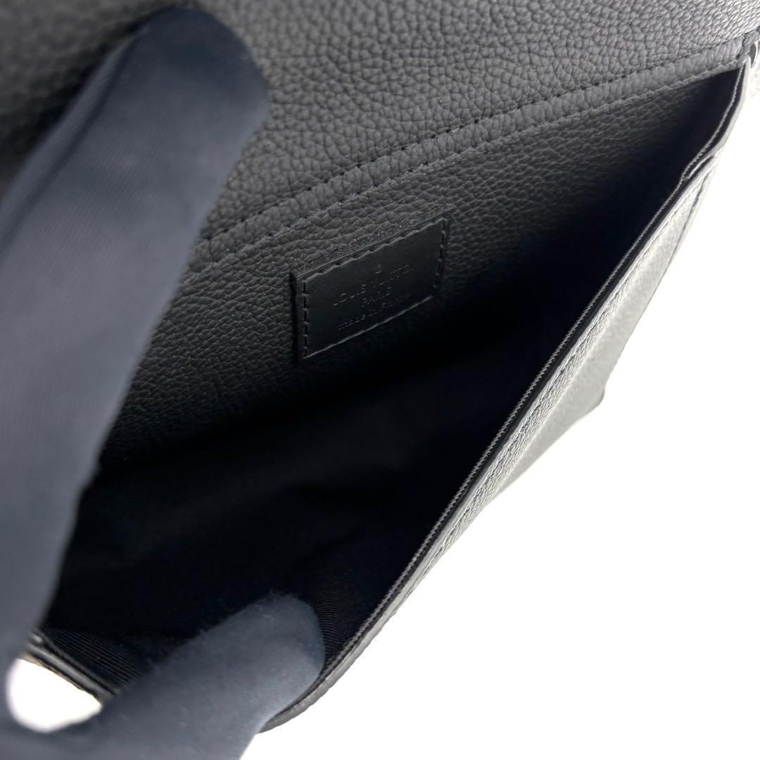 Louis Vuitton Aerogram Takeoff Sling Bag Noir — view 6