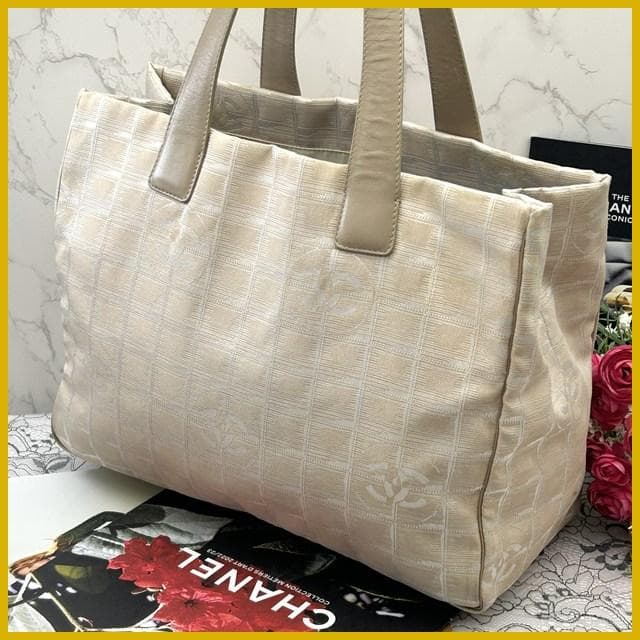 Chanel New Travel Line Tote Bag MM