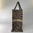 Dior Book Tote Large Leopard — view 4